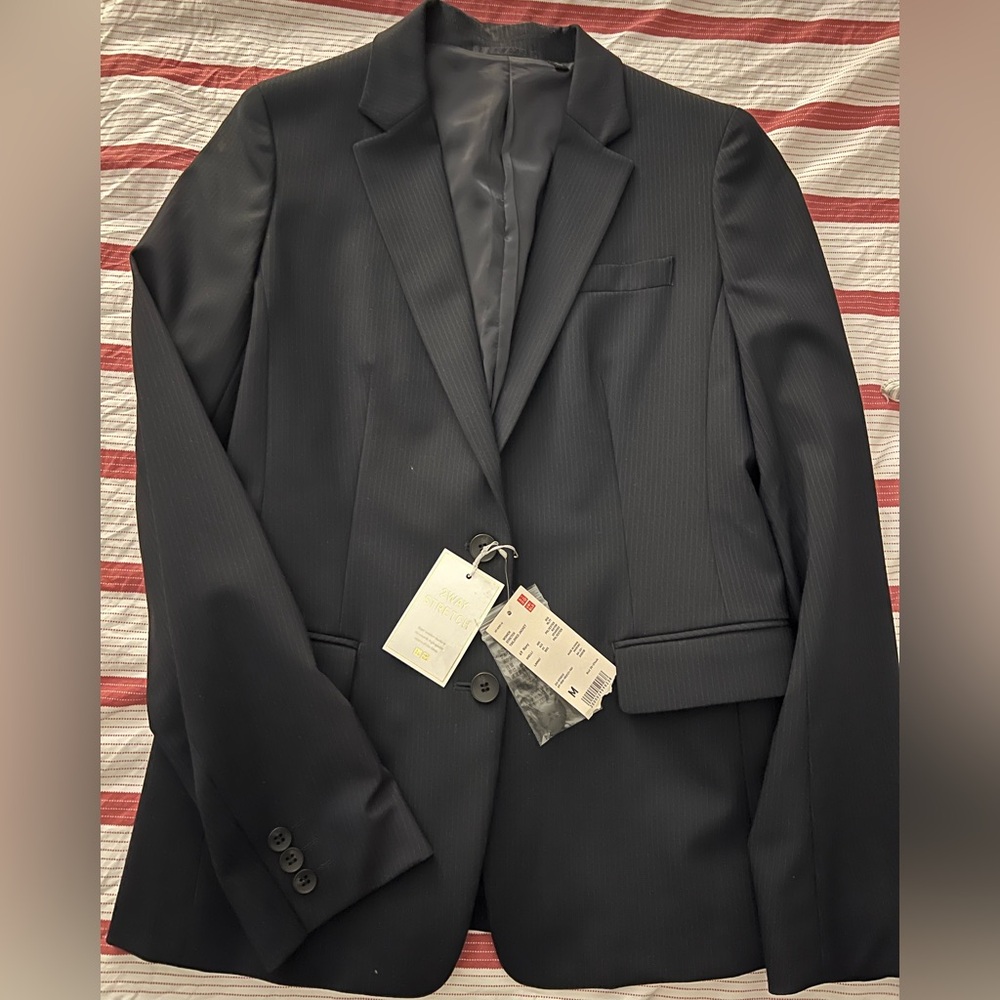 Uniqlo Women's Black Blazer Set